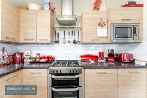 Kitchen- click for photo gallery